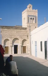 Die Moschee der drei Türen, wahrscheinlich Aghlabid, 9. Jahrhundert